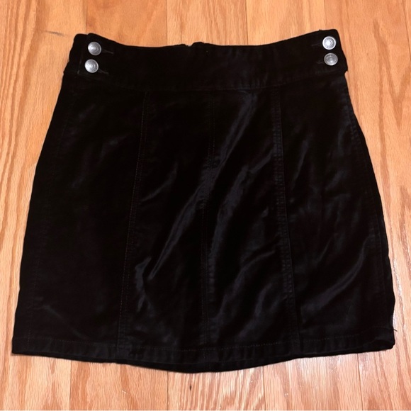 Free People FP Skirt Womens 26 Black Velour Velvet Mini Short A-Line Designer - Picture 1 of 5
